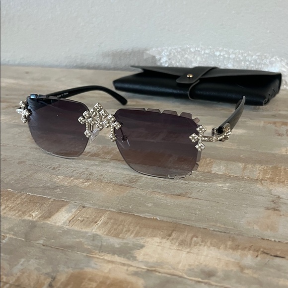 Iced Triple Cross Sunglasses - Smoke Lens - Picture 2 of 7